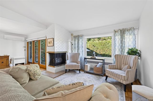 214 Wetherill Road, Garden City, NY 11530