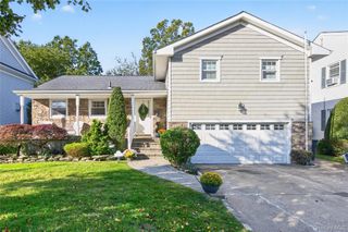 214 Wetherill Road, Garden City, NY 11530