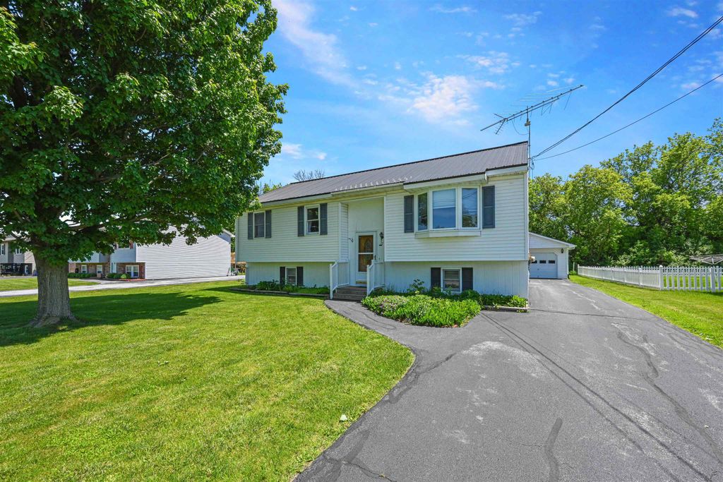 37 Adams Street, St. Albans City, VT 05478