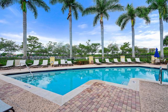 700 S Us Highway 1 406, Jupiter, FL 33477
