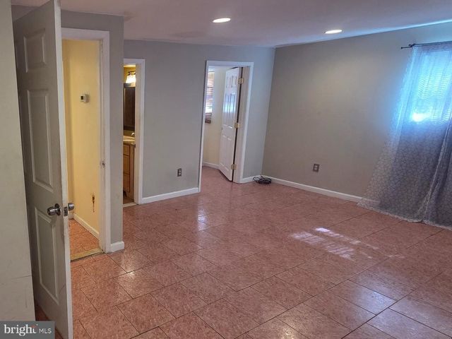 7906 DAWNWOOD CT, Lanham, MD 20706