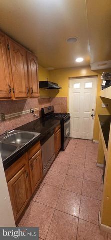 7906 DAWNWOOD CT, Lanham, MD 20706