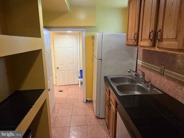 7906 DAWNWOOD CT, Lanham, MD 20706