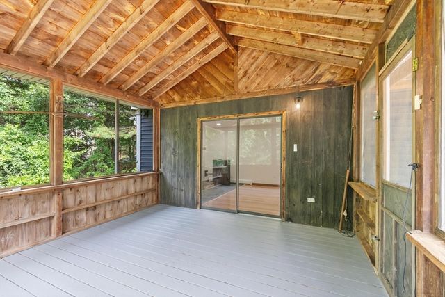29 Tyler Rd, Townsend, MA 01469