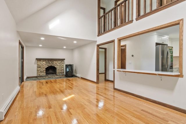 29 Tyler Rd, Townsend, MA 01469
