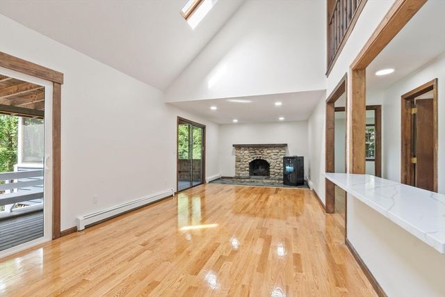 29 Tyler Rd, Townsend, MA 01469