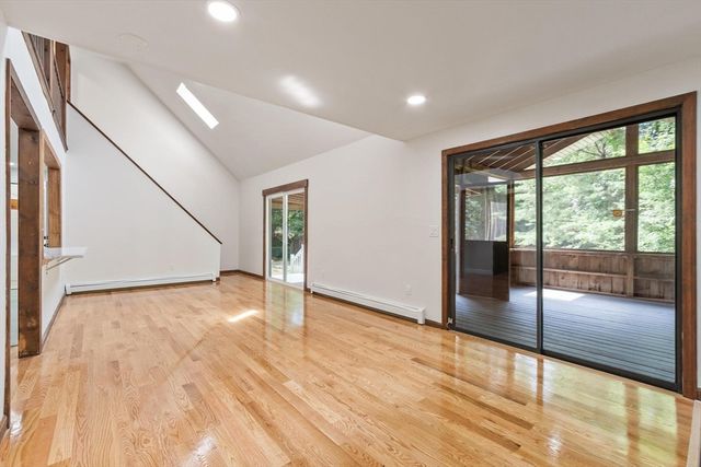 29 Tyler Rd, Townsend, MA 01469