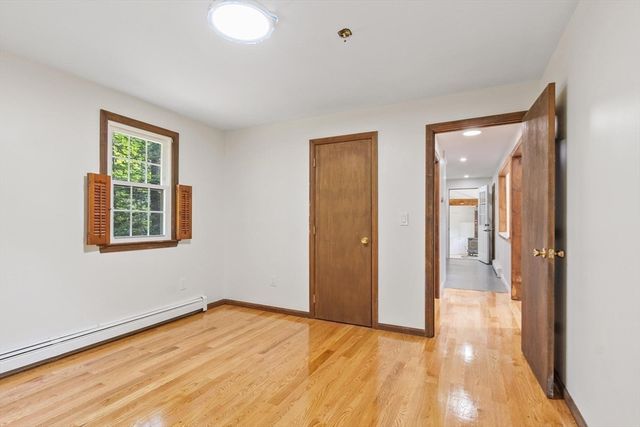 29 Tyler Rd, Townsend, MA 01469