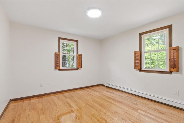 29 Tyler Rd, Townsend, MA 01469