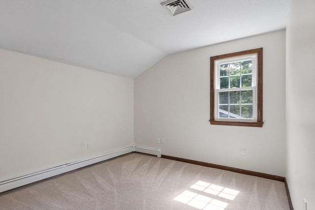 29 Tyler Rd, Townsend, MA 01469