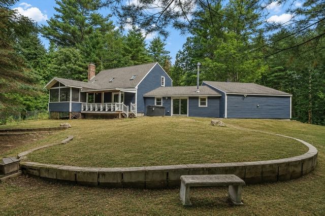 29 Tyler Rd, Townsend, MA 01469