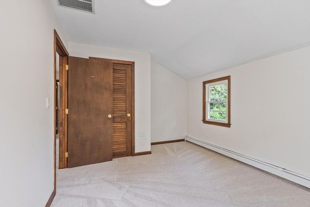 29 Tyler Rd, Townsend, MA 01469