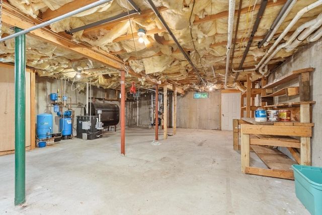 29 Tyler Rd, Townsend, MA 01469