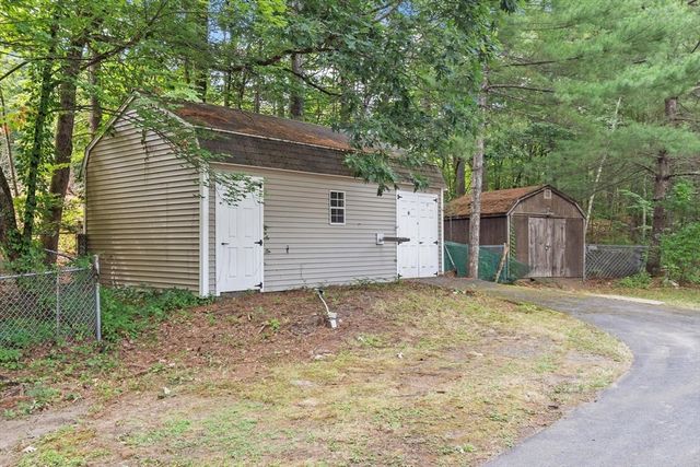 29 Tyler Rd, Townsend, MA 01469