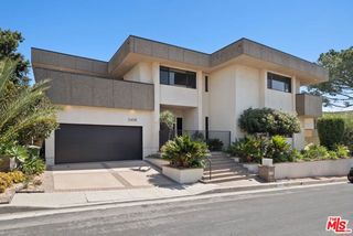 2408 VENUS Drive, Los Angeles, CA 90046