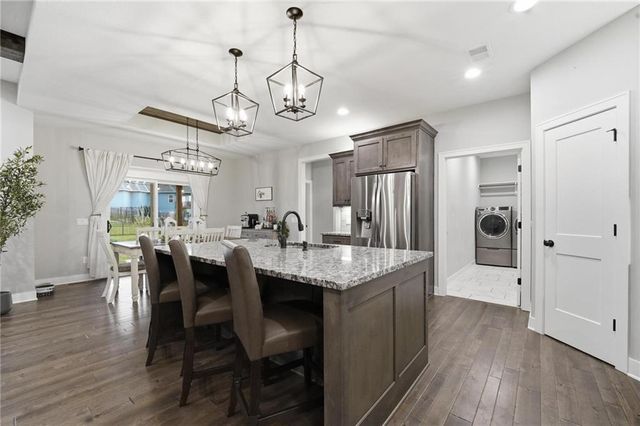 1067 SW Conch Circle, Lee's Summit, MO 64064