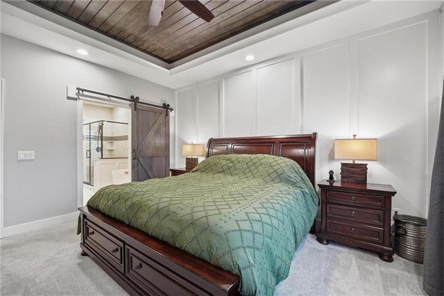 1067 SW Conch Circle, Lee's Summit, MO 64064
