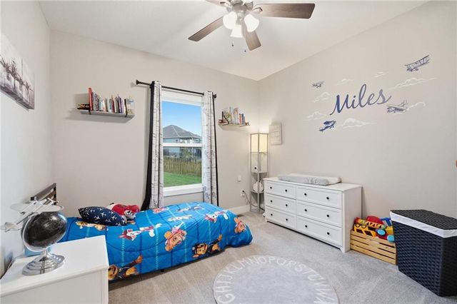 1067 SW Conch Circle, Lee's Summit, MO 64064