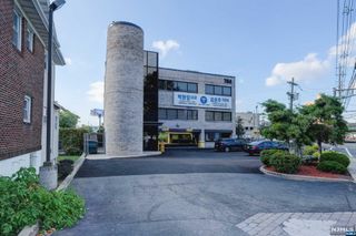 784 Grand Avenue, Ridgefield, NJ 07657