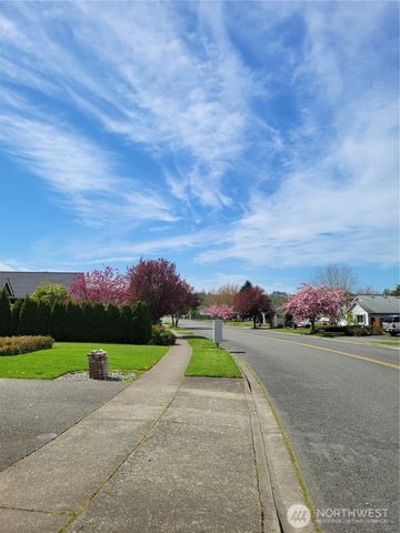 506 Skinner Way SW, Orting, WA 98360