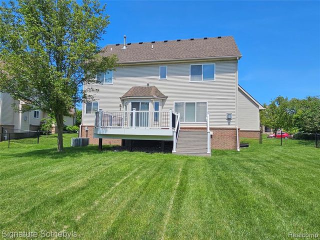 9582 Falmouth Drive, Ypsilanti, MI 48197