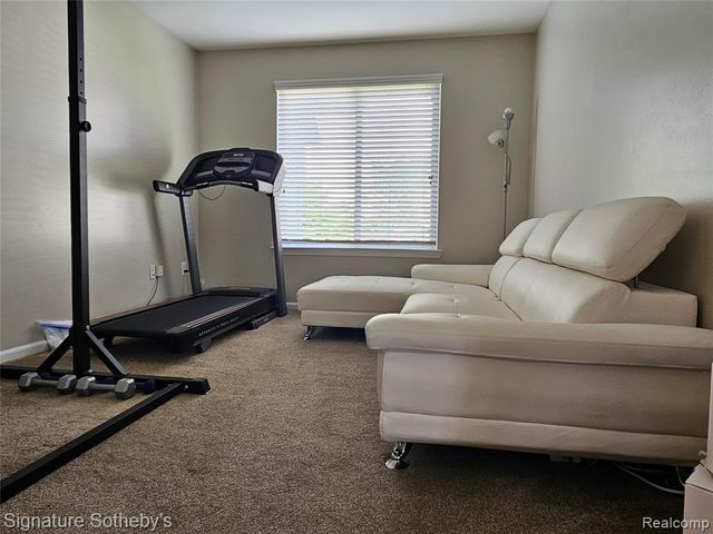 9582 Falmouth Drive, Ypsilanti, MI 48197