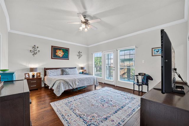 2116 Menard Avenue, Seabrook, TX 77586