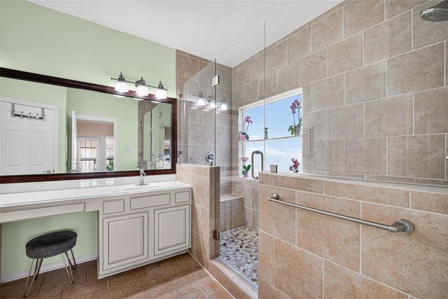 2116 Menard Avenue, Seabrook, TX 77586