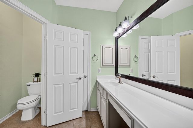 2116 Menard Avenue, Seabrook, TX 77586