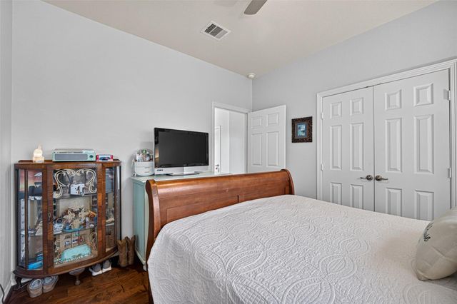 2116 Menard Avenue, Seabrook, TX 77586