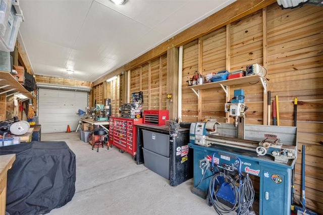 2116 Menard Avenue, Seabrook, TX 77586
