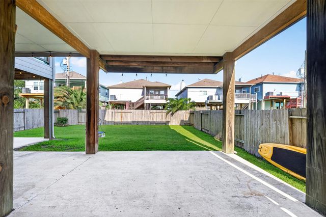 2116 Menard Avenue, Seabrook, TX 77586