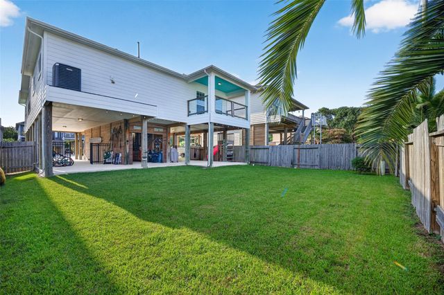 2116 Menard Avenue, Seabrook, TX 77586