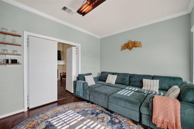 2116 Menard Avenue, Seabrook, TX 77586