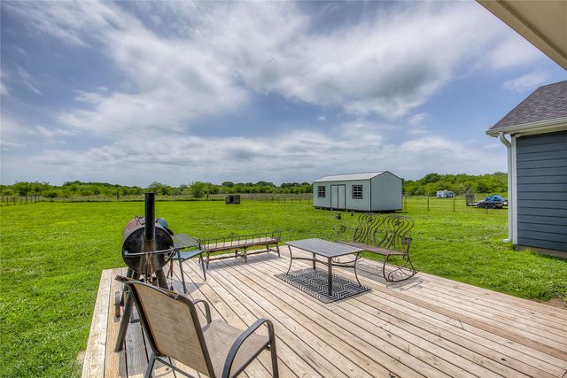 2044 Vz County Road 3808, Wills Point, TX 75169