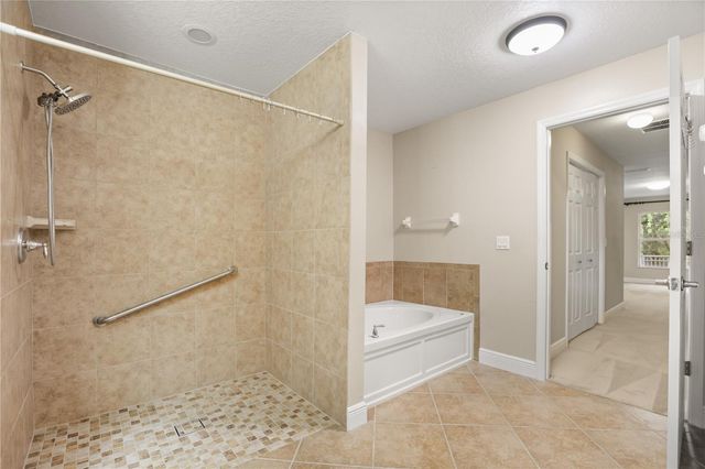 30606 LIPIZZAN TERRACE, Mount Dora, FL 32757