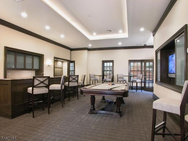 30 Carillon Cir, Livingston Twp., NJ 07039