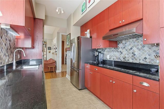 4950 Central Street 805, Kansas City, MO 64112