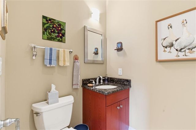 4950 Central Street 805, Kansas City, MO 64112