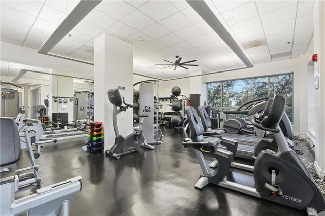 4950 Central Street 805, Kansas City, MO 64112