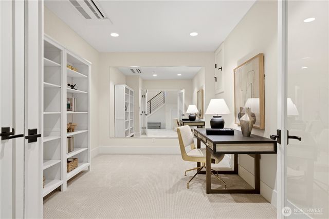 11276 SE 32nd Lane, Bellevue, WA 98004