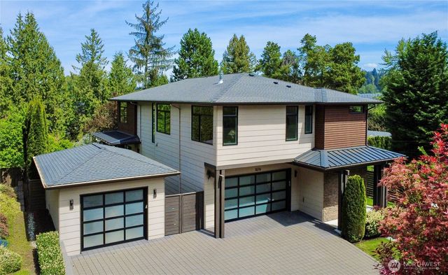 11276 SE 32nd Lane, Bellevue, WA 98004