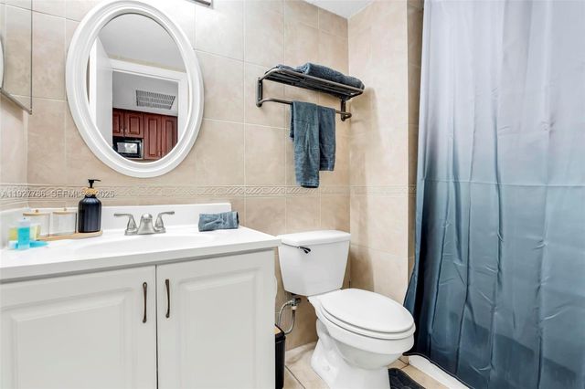 19201 Collins Ave 628, Sunny Isles Beach, FL 33160