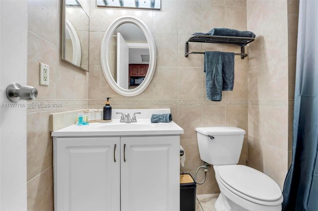 19201 Collins Ave 628, Sunny Isles Beach, FL 33160