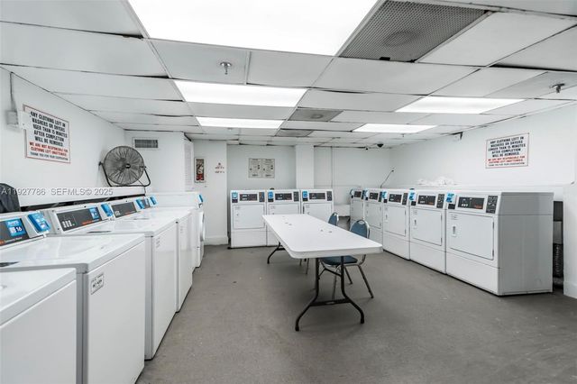 19201 Collins Ave 628, Sunny Isles Beach, FL 33160