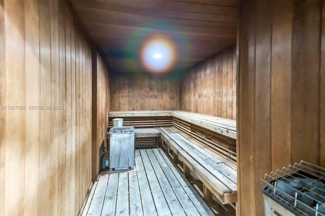 19201 Collins Ave 628, Sunny Isles Beach, FL 33160