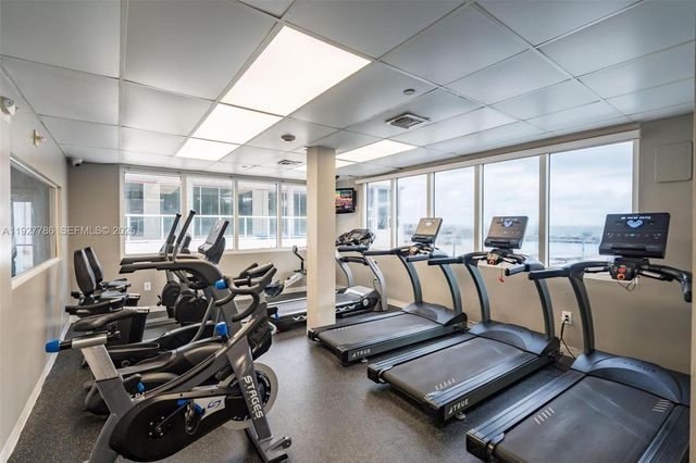 19201 Collins Ave 628, Sunny Isles Beach, FL 33160