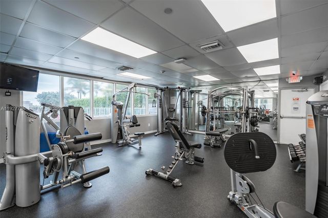 19201 Collins Ave 628, Sunny Isles Beach, FL 33160