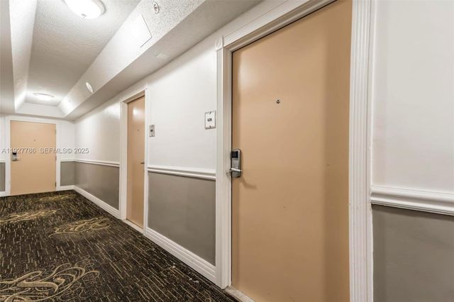 19201 Collins Ave 628, Sunny Isles Beach, FL 33160