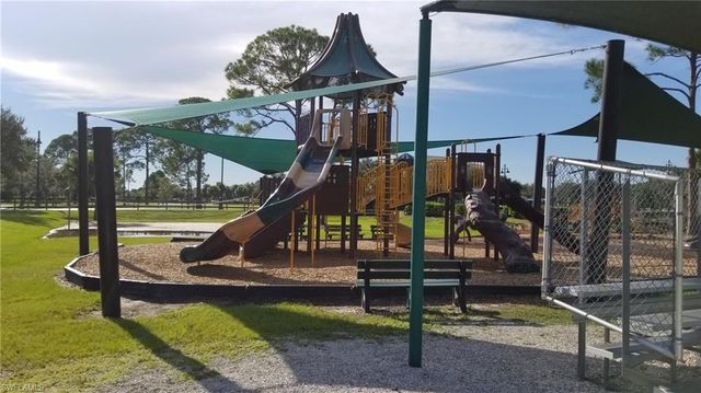 London CIR, North Port, FL 34288